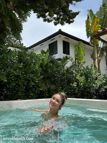 114734571165155589019486315163835719424 thumbnail