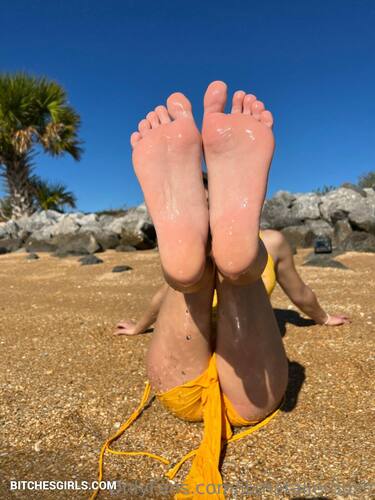 119598156371444603535809607292341343022 thumbnail