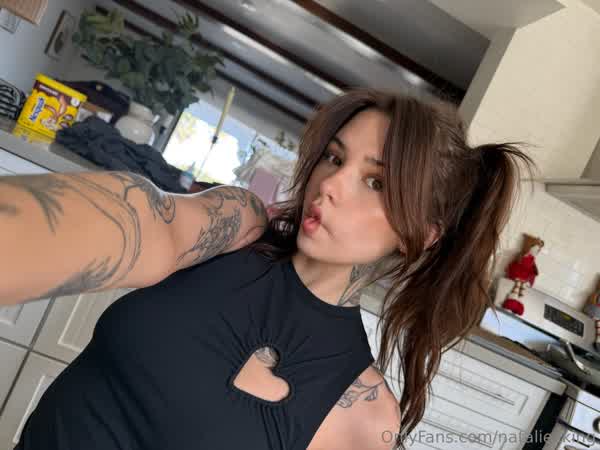 2e3f24ba3406f2306588f27e1f6cf910cb58772abf5425a1035fdb0e31533594 thumbnail