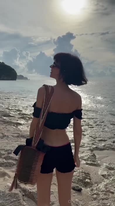 eab4bd0e12ea98015b07aec7b00feef042b2e833fd91d2480793451e46a115dc thumbnail