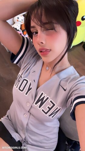 277009545443521952003639104365379375448 thumbnail