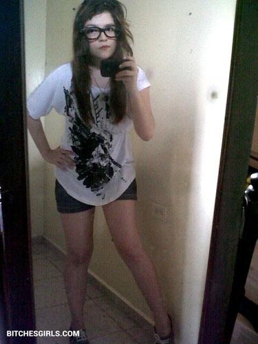 316897236185117626517611748295883075649 thumbnail