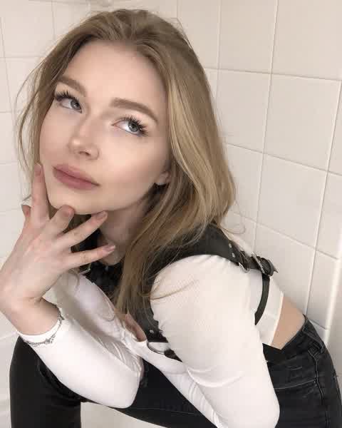 4aacb82d5d836e8b2e2579b85084d482d940e91dd033246ada8276caf8166400 thumbnail