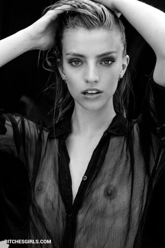 231942642999533261275333586596660438401 thumbnail