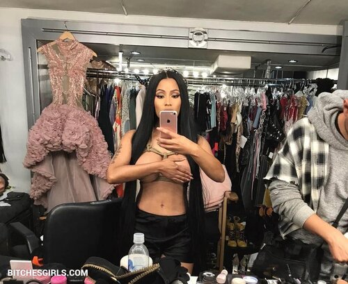 311560592875558085486833746496562613503 thumbnail