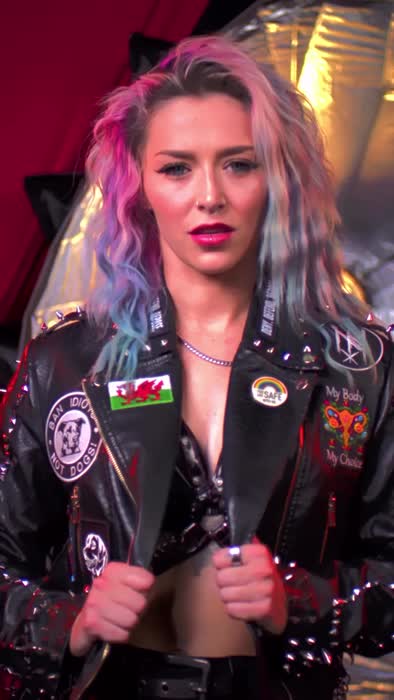 1323b7f8a32fd4f8bd5767855f2e16aa51d0ebf1c8292fa98b5e18cd2a8b55a0 thumbnail