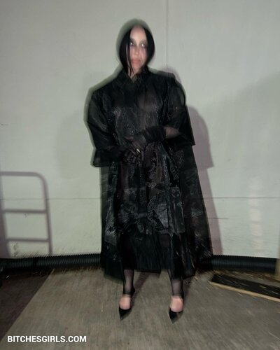 331784025653006671938813015220709211970 thumbnail