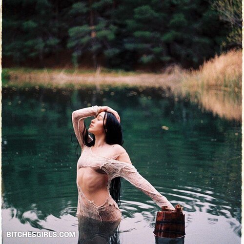 295452828584644787537220806953852153611 thumbnail