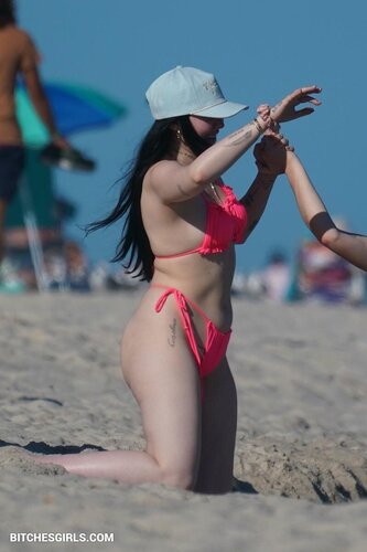 304002006921357190604531314102819143253 thumbnail