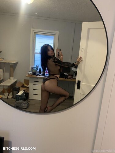 228594122299903925714127101610679724785 thumbnail