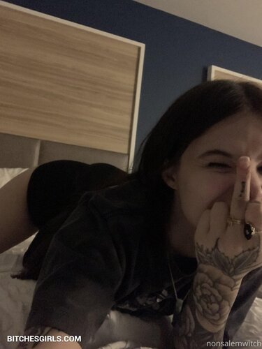 327244650816961042444138404622951412877 thumbnail