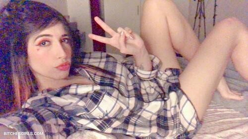 291474542724795272001905861021122109476 thumbnail