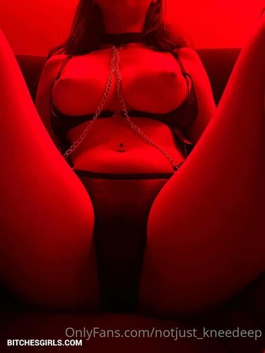 8645886531922263399616451011776448400 thumbnail