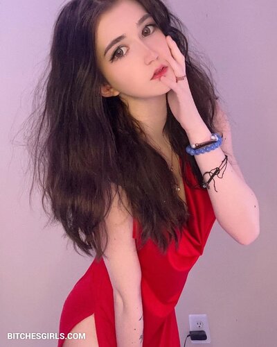 296168421277839583302231687862169834024 thumbnail