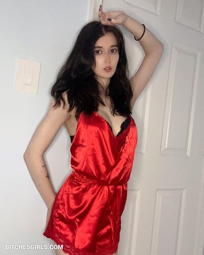 94889327727370165498217648477880295164 thumbnail