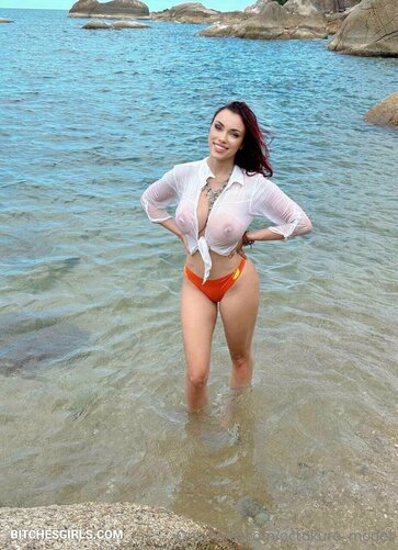 27041643971586084311549255741572797637 thumbnail