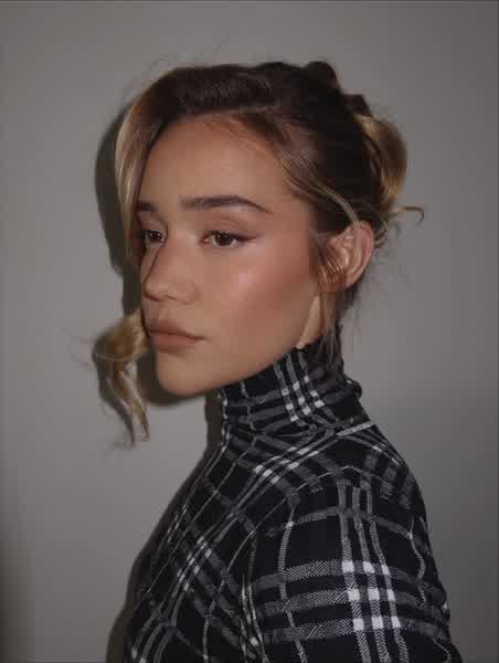 2ee10beb85d05b91901c80b389d212d09dede49aa5901b83471814338968f380 thumbnail