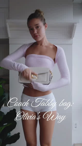 ee404595623ed92d65710fa5ce5645f44c6dc0b5d0dc20c9619654b8c668ae9d thumbnail