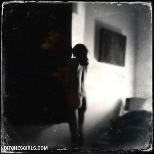 278082205445798743808840492840921650349 thumbnail