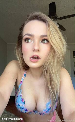 128287987646858618883050101963891775381 thumbnail