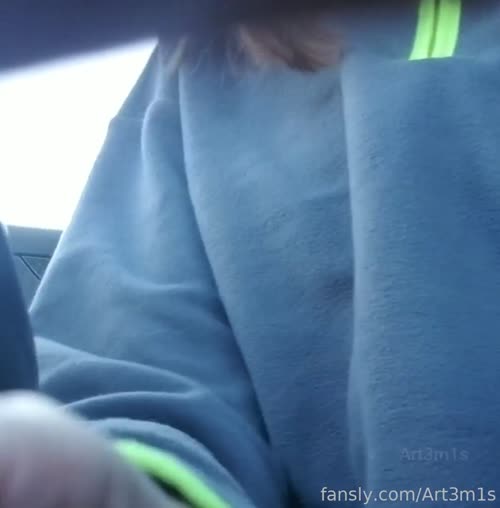 8a1a2664d50acba57a96f1d4bbec2ebc201fe1d47f1e348432ca7ca63d69526a thumbnail