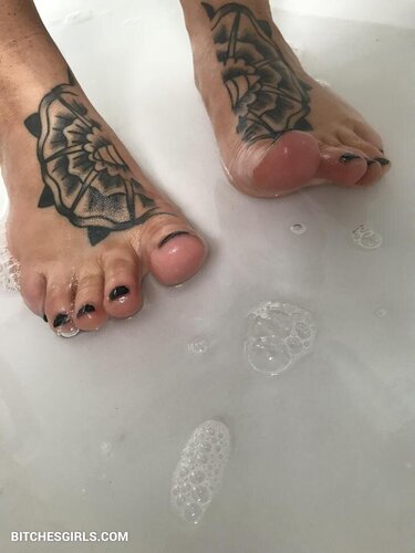 305454321968348443525015405272543778503 thumbnail