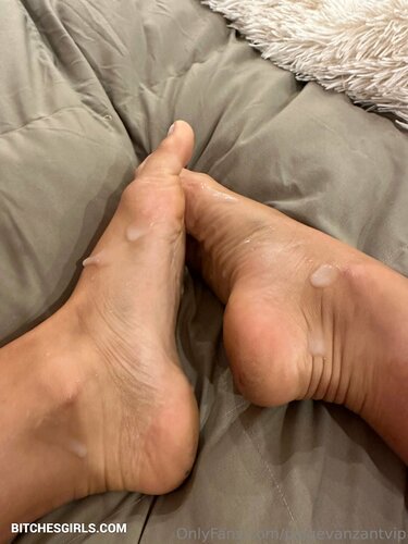 15736320009722346715058763971588375352 thumbnail