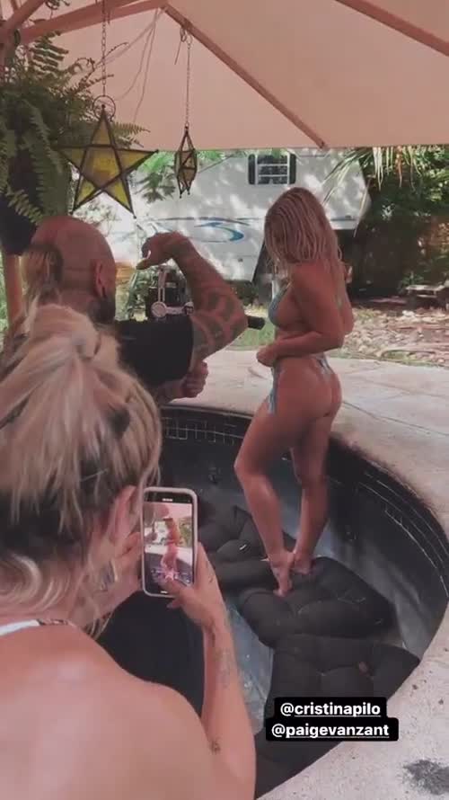 64900485888633343234013010869043215628 thumbnail