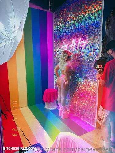 298578204436601683353691886549603107796 thumbnail