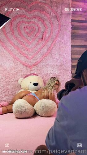 68911319166616439262909439116232008953 thumbnail