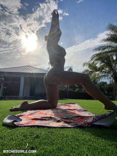 285448067184661788778569089511865156107 thumbnail