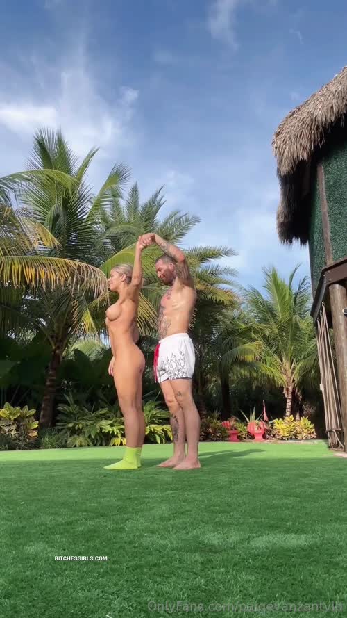 4bc36974d3a408d48a3b97b63fb031508892a682e1d452c5f51529a1a53b06aa thumbnail