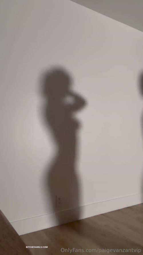 915c9a7ea04d39d21daad8159512134a49734b530998846b566f9e5fbcace179 thumbnail