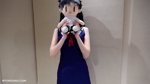 212154807930562041722085389106565396472 thumbnail