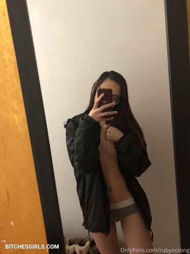 151081325950472504808636439102742904433 thumbnail