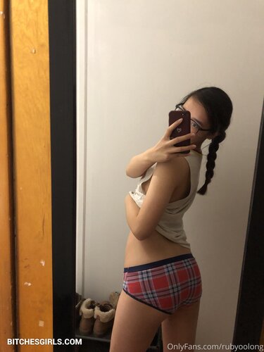 185688697147996892594649140443590993381 thumbnail