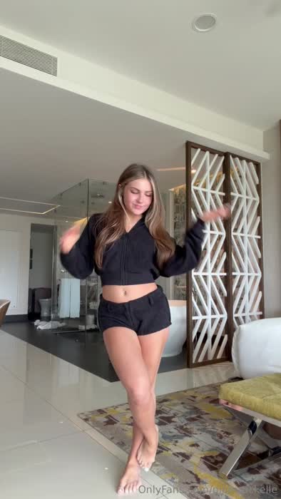 230f6b2985d7180925ec98311457a98d704638ec592630c574703d46018f5898 thumbnail