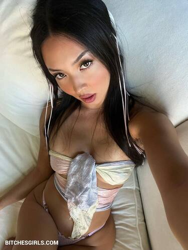 337664545220289133403579649899186648308 thumbnail