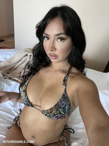 338599920216536039708624554713165429735 thumbnail