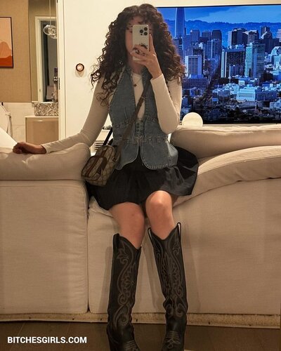 Pokimane Nude Twitch - Imane Anys Twitch Leaked Naked Photo