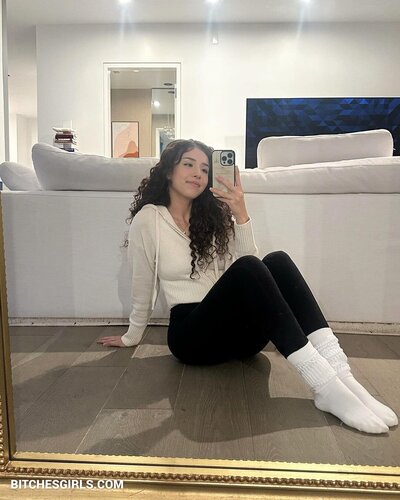 24685959288240369899409295498920572245 thumbnail