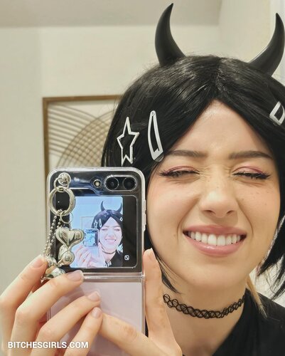 165815913209593790416271033676794094017 thumbnail