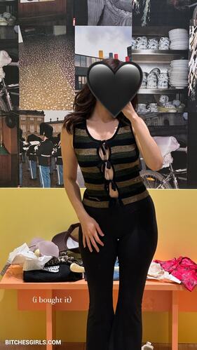 168154428750721983977531514219182259577 thumbnail