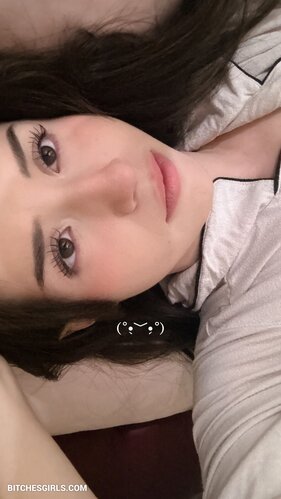 Pokimane Nude Twitch - Imane Anys. Twitch Leaked Naked Videos