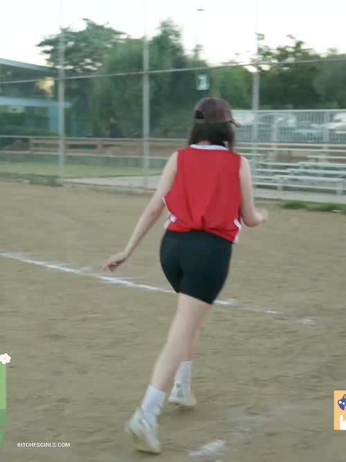 7e22dea1d03fbe2f59e8093e66f9a0793a4acbd83223cbf97dc9afc2a1ec2186 thumbnail