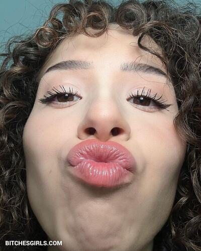 274772363302491674189830724132744475678 thumbnail