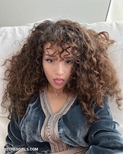 33087729080184575411503217864906178645 thumbnail