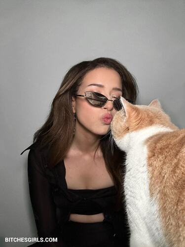 339022335871126017488443877588888083414 thumbnail