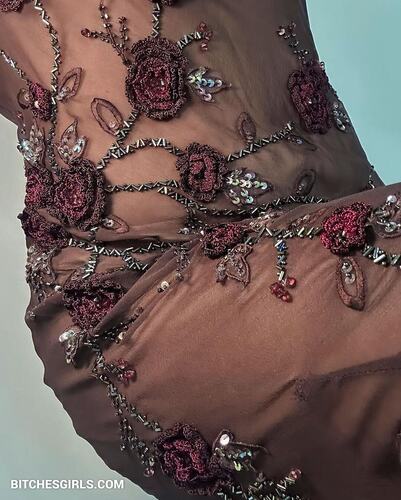 281680839202789342516623633116932673068 thumbnail