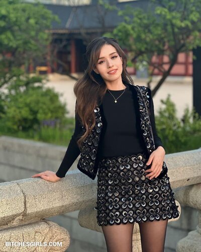 48877022622576067938734176981013099411 thumbnail